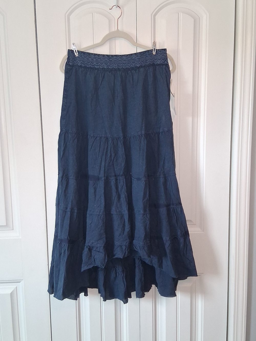 NWT Studio West Apparel Size Medium Navy Tiered Maxi Skirt - Women's